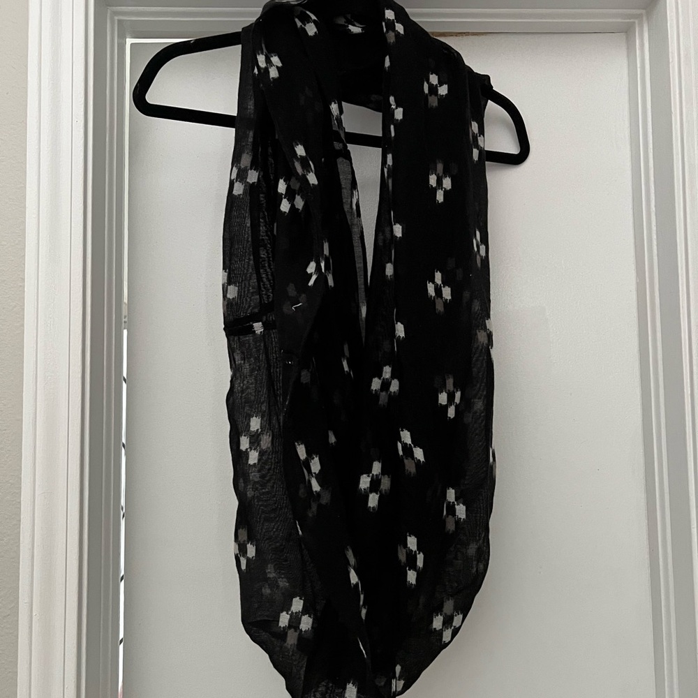 Black and white patterned infinity scarf